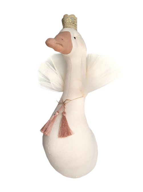 Goose Queen Rosalie