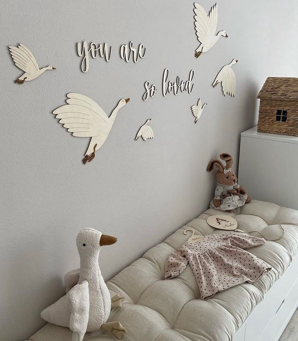 Houten set ganzen met tekst "You are so loved"