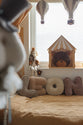 Letter kussen teddy beige