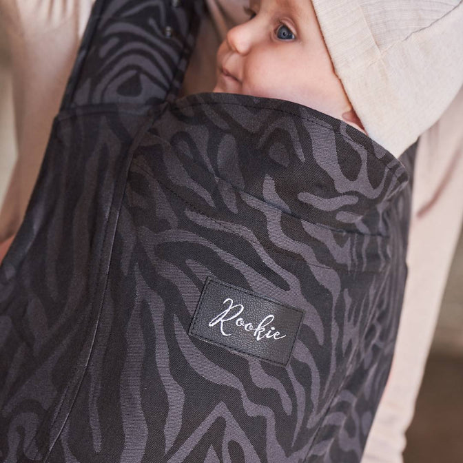 Konnekt Babytrage Zebra Schwarz