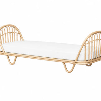 Rattan toddler bed / junior bed Jade