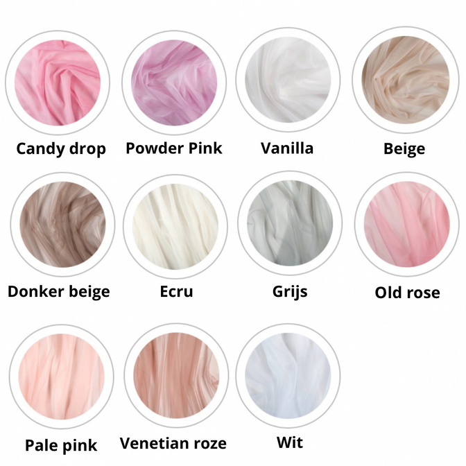 Bedhemel Tule met pompons