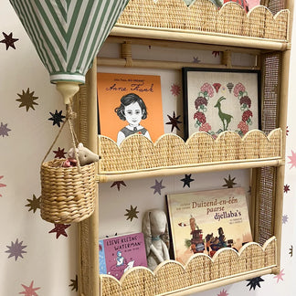 Rotan boekenrekje wandrek
