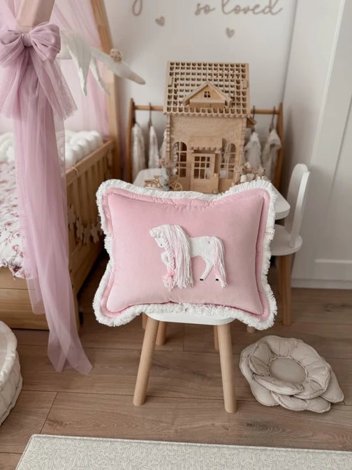 Coussin fleur en peluche