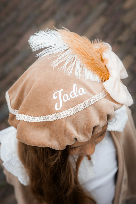 Pietenmuts Gepersonaliseerd – Beige met Strik