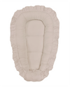 Babynest met ruffle beige