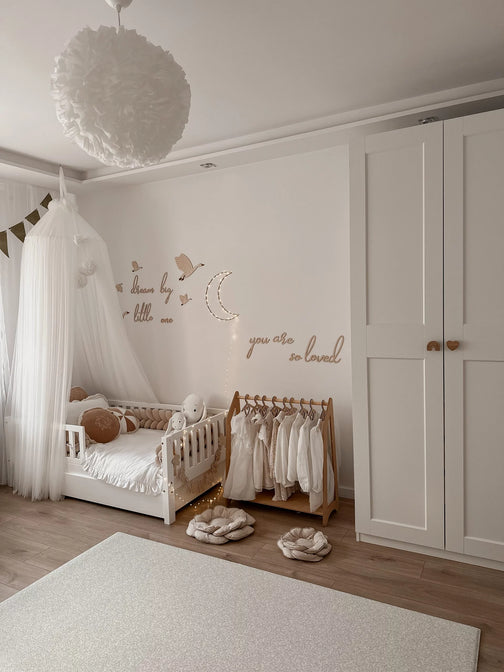 Bedhemel Tule met pompons