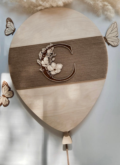 Wall lamp balloon with letter