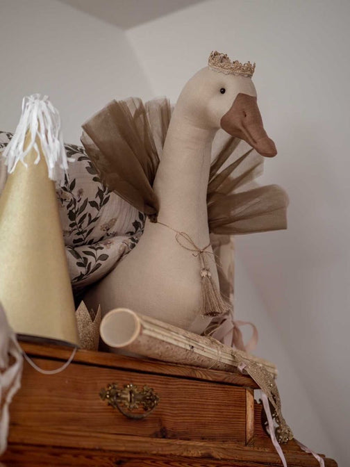 Goose King Rosallio