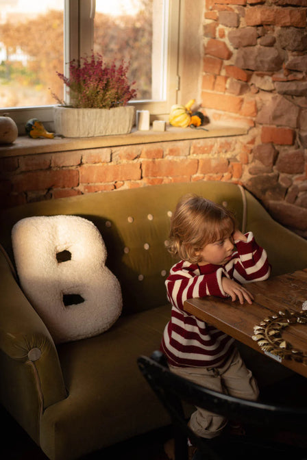 Teddy letter kussen wit H